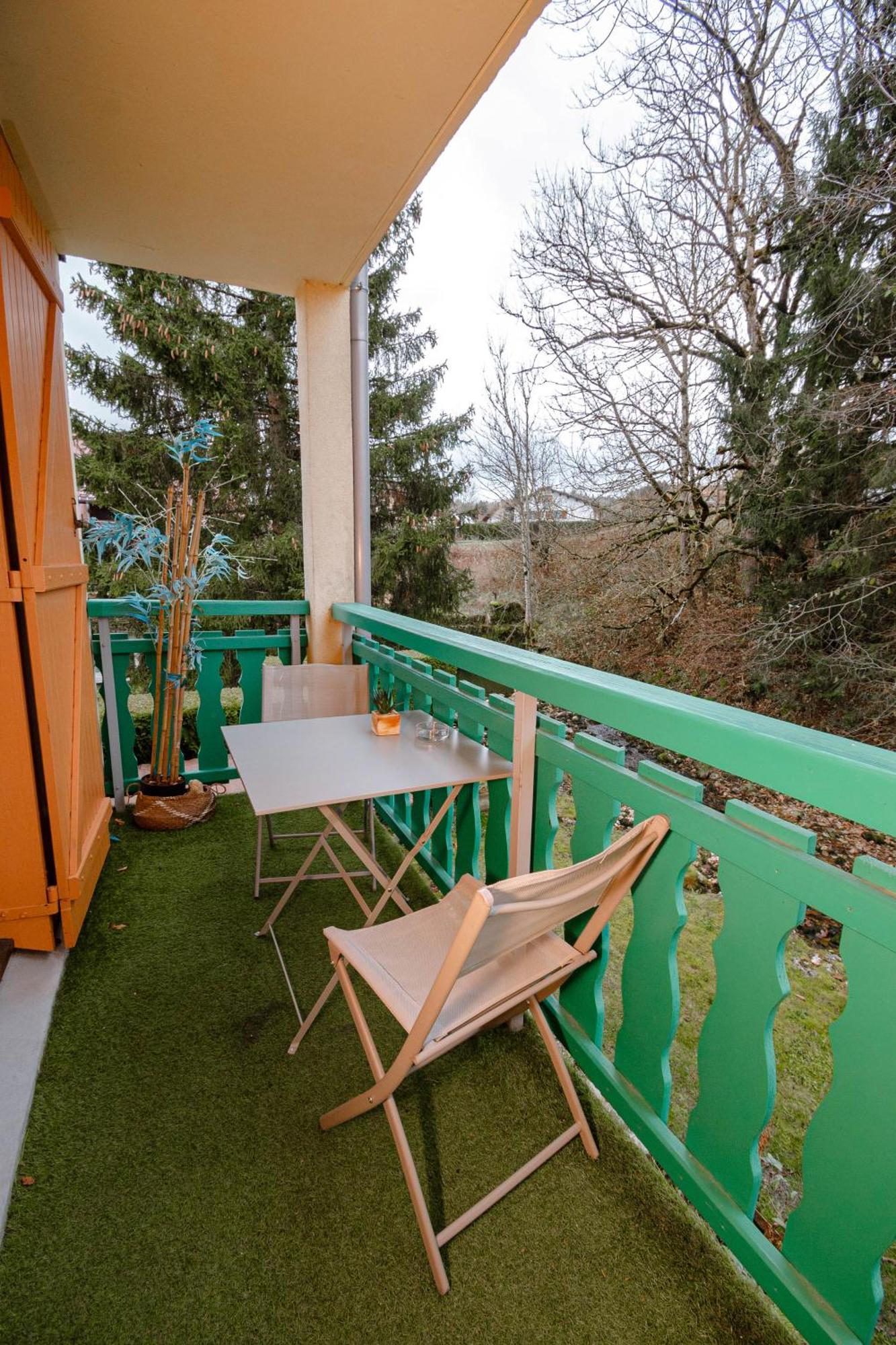 Apartamento Escapade Au Calme De La Riviere Métabief Exterior foto